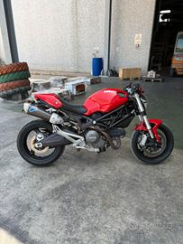 Ducati Monster 696+ ABS depo A2