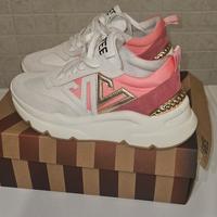 Sneakers Emanuelle Vee