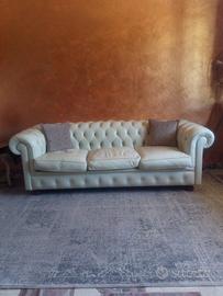 Divano Chesterfield Chateau D ax
