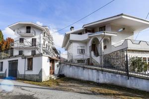 CASA SEMINDIPENDENTE A COAZZE