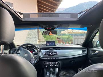 Giulietta TOP di Gamma Pelle Tetto e Doppio Treno