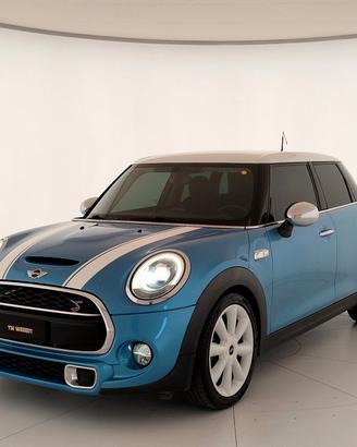 Mini Cooper SD 5 porte (F55)
