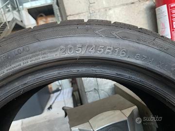 GOMME INVERNALI AUTO SMART  USATE 1 MESECOME NUOVE