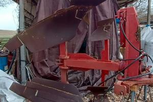 aratro  monovomere voltorecchio