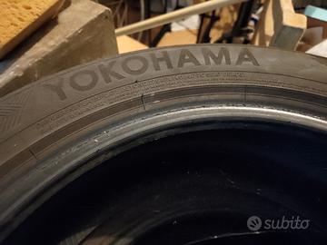 4 Gomme Yokohama 215 55 r18 invernali usura70%
