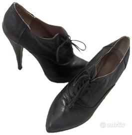 Scarpa pelle tacco alto