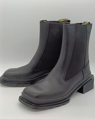 stivaletto Dr Martens n.39 nero pelle