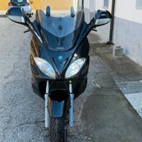 Piaggio x9