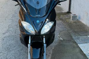 Piaggio x9