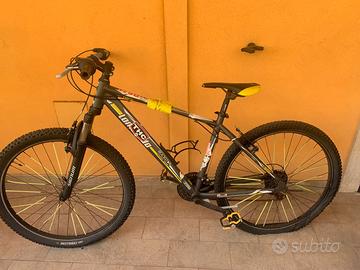 Bicicletta Lombado con marce