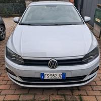 volkswagen polo 1.0 NEOPATENTATI