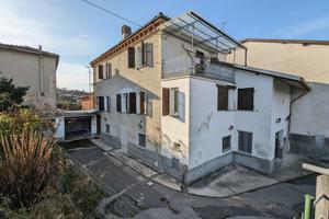 Porzione di Casa a Cengio