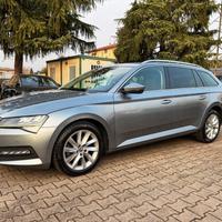 Skoda Superb 2.0 TDI EVO 150 CV DSG Wagon SportLin