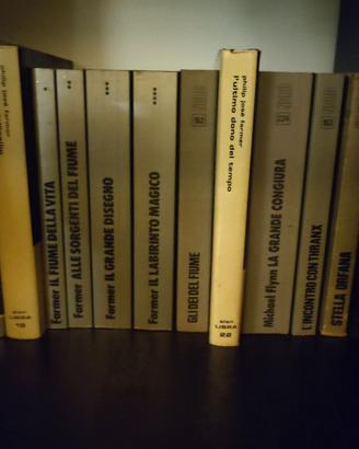 200 LIBRI DI FANTASCIENZA