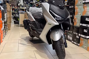 Kymco KRV 200