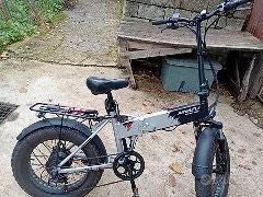Bici con Acceleratore