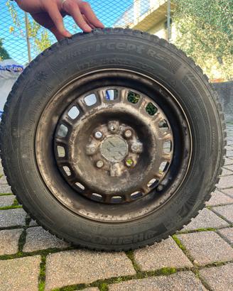 Gomme con cerchi inclusi