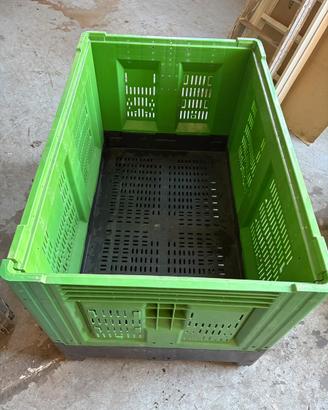 Cassone in plastica alimentare richiudibile