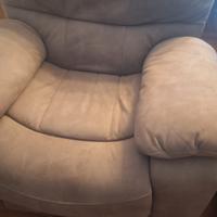 NR.2 POLTRONE: una fissa e una reclinabile