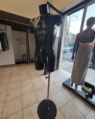 busto manichino uomo