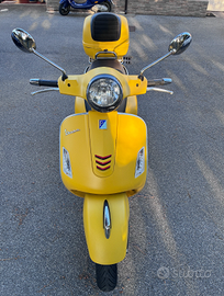 Vespa 300 GTS
