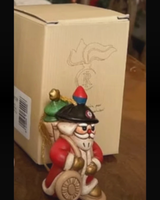 Carabiniere con ciaspole thun