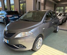 Lancia Ypsilon 1.2 69 CV 5 porte Gold