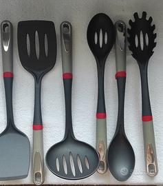 SET  MESTOLI  COLORATI  ANTIGRAFFIO