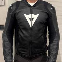 Giubbotto pelle dainese 50 pari al nuovo 