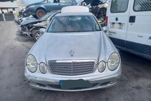 Ricambi Mercedes e200 anno 2004