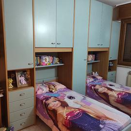 Cameretta a ponte con due letti + scrivania