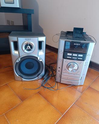 stereo e impianto surrond cinema lavello piano cot