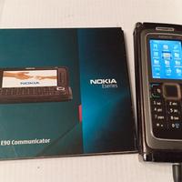cellulare Nokia E90 Communicator