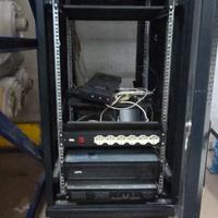 armadietto per server