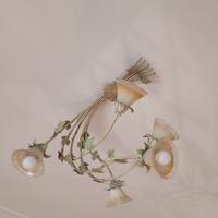 Lampada e lampadario abbinati