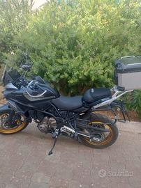QJ Motors 700