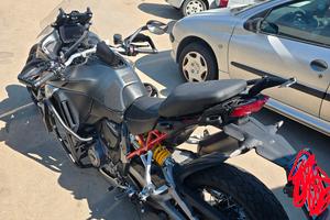 Multistrada V4s incidentata