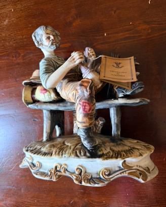 Scultura capodimonte vecchio ubriaco