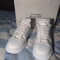 Alexander McQueen n40