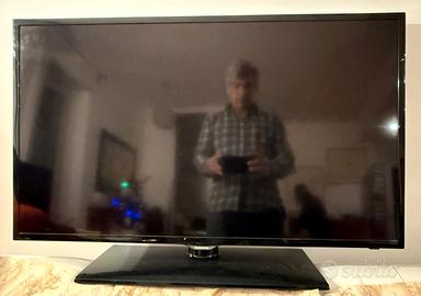 TV Samsung modello UE40F5300AYXZT
