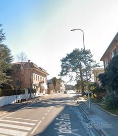 STANZA ampia SINGOLA - a UDINE