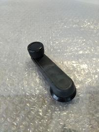 MANIGLIA ALZACRISTALLO PORTIERA DX O SX 52961-8200