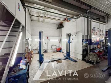 Autofficina completamente attrezzata