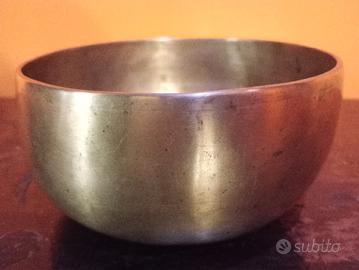 campana tibetana Remuna antica