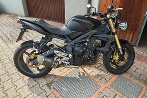 Triumph Street Triple 675