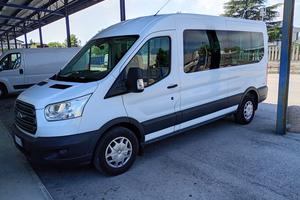 Ford transit 9 posti