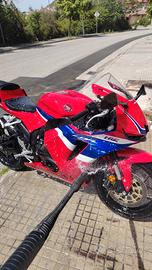 cbr 600 rr 