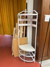 Mobile angolare appendiabiti