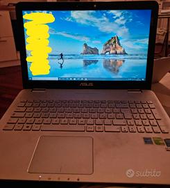 PC Asus N551J con schermo da 15,6"