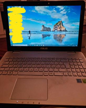 PC Asus N551J con schermo da 15,6"